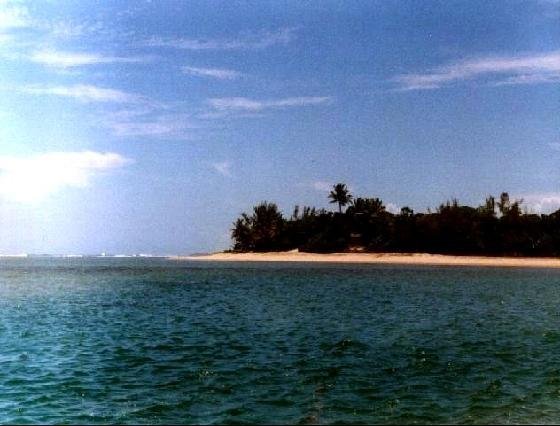 922876-travel_picture-faritanin_i_toamasina.jpg, 36 KB